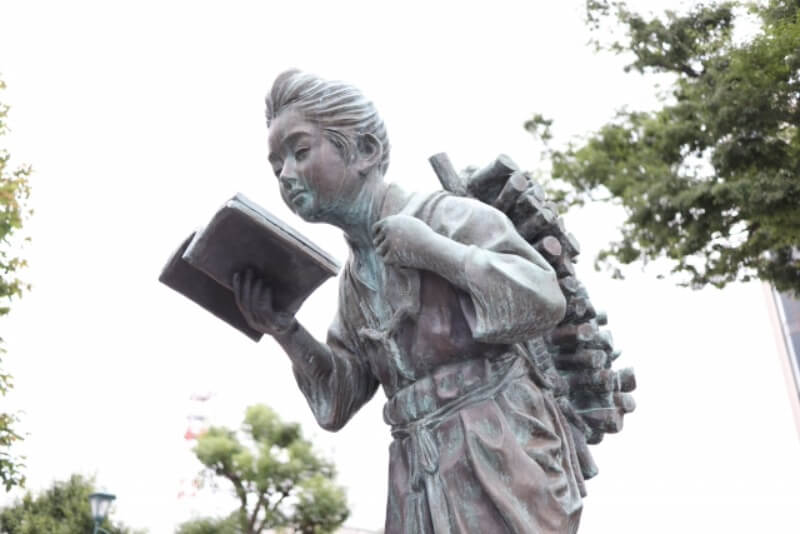 Statue Kinjiro